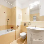 Pronajměte si 2 ložnic/e byt o rozloze 52 m² v Prague