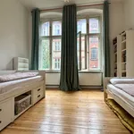 Rent 3 bedroom apartment of 165 m² in Berlin