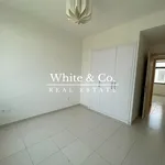 Rent 4 bedroom house of 215 m² in Dubai