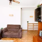 Rent 3 bedroom apartment in Madrid