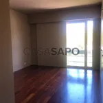 Rent 7 bedroom house of 435 m² in Porto