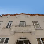 Rent 2 bedroom apartment in Porto