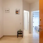 Rent 4 bedroom apartment in Milan