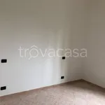 Affitto 4 camera appartamento di 80 m² in Alessandria