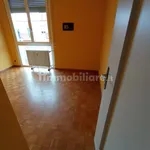 Affitto 4 camera appartamento di 175 m² in Monza