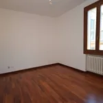 Rent 5 bedroom apartment of 100 m² in Padua