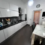 Rent 4 bedroom apartment of 100 m² in Napoli