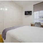 Rent a room of 800 m² in madrid