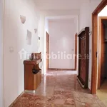 Affitto 5 camera appartamento di 114 m² in Chieti