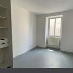 Appartement de 57 m² avec 3 chambre(s) en location à Thiers