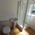 Rent 5 bedroom flat in Wales