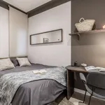 Rent 4 bedroom apartment of 134 m² in madrid