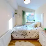 Rent 6 bedroom apartment in West Midlands