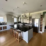 Rent 4 bedroom house in Wanaka