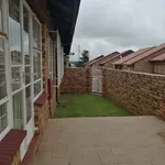 Rent 2 bedroom house in Roodepoort