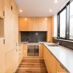 Rent 2 bedroom apartment in St Kilda