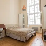 Appartement de 82 m² avec 2 chambre(s) en location à Fontainebleau