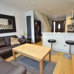 Rent 4 bedroom house of 99 m² in Wokingham