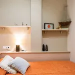 Rent a room of 65 m² in barcelona