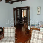 Rent 3 bedroom apartment of 100 m² in Selvino