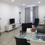 Alquilo 3 dormitorio apartamento de 1076 m² en Alicante