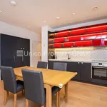 Rent 3 bedroom apartment in London