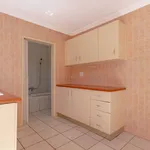 Rent 1 bedroom apartment in Roodepoort