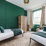 Rent 2 bedroom apartment of 76 m² in london