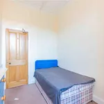 Rent 4 bedroom flat in Edinburgh  South