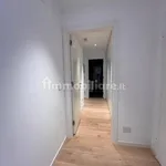 Affitto 3 camera appartamento di 85 m² in Salerno