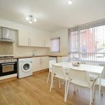 Rent 6 bedroom house in Leeds