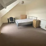 Rent 3 bedroom flat in Wales