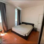 Appartement de 540 m² avec 2 chambre(s) en location à Marseille