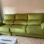 Rent a room of 120 m² in Murcia