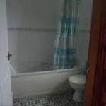 3 Bed Ensuite and Parking  (Has an Apartment)