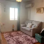 Rent a room of 60 m² in valencia