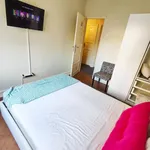 Rent 4 bedroom apartment in Lisbon