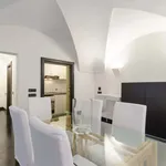 Rent 1 bedroom apartment in Genoa