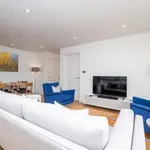 Rent 1 bedroom flat of 603 m² in Bath