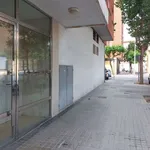 Rent a room of 98 m² in valencia