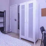 Rent 7 bedroom apartment in Valencia