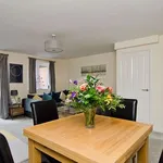 Rent 4 bedroom house in West Midlands