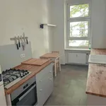 Rent a room of 100 m² in Berlin