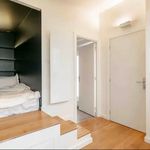 Appartement de 280 m² avec 1 chambre(s) en location à Paris