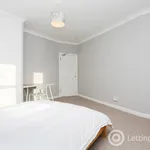 Rent 4 bedroom flat in Edinburgh