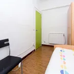 Rent a room of 90 m² in madrid