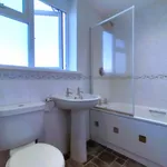 Rent 3 bedroom flat in East Of England