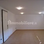 Affitto 5 camera casa di 190 m² in Rome