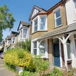 Flat to rent in St Marys Road, Southend On Sea SS2