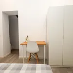 Rent 5 bedroom apartment in Valencia